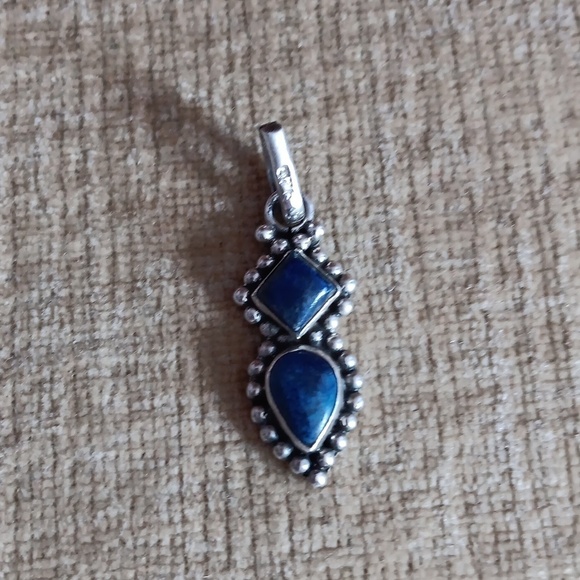 925 Silver Blue Stone Pendant - Picture 1 of 8